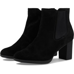 Clarks Bayla Rose Black Suede Boots 6.5
